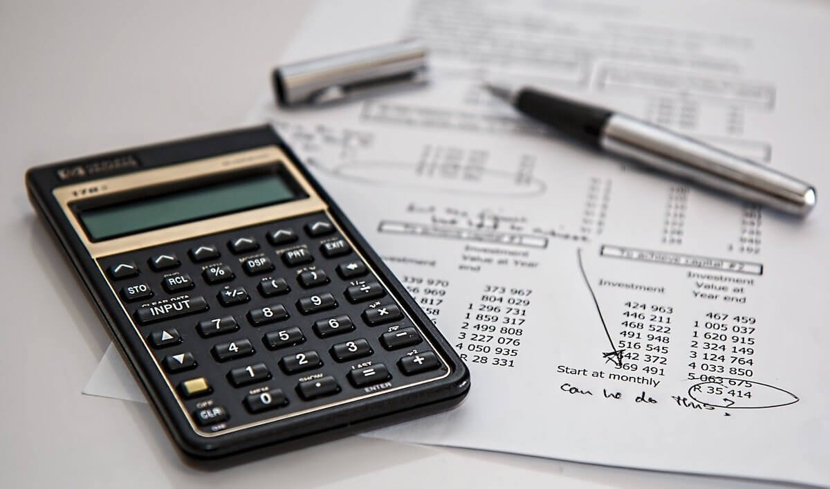 Calculating financing options